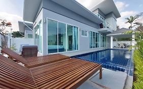 Green Lung Pool Villas Bangkok